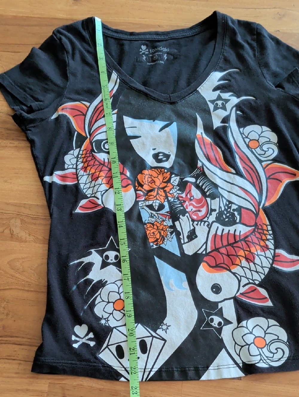 Tokidoki V-neck Tee - M - Picture 6 of 11